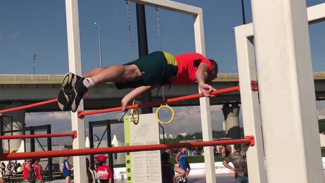 Кировчанин стал призёром всероссийских уличных игр «Urban Games».