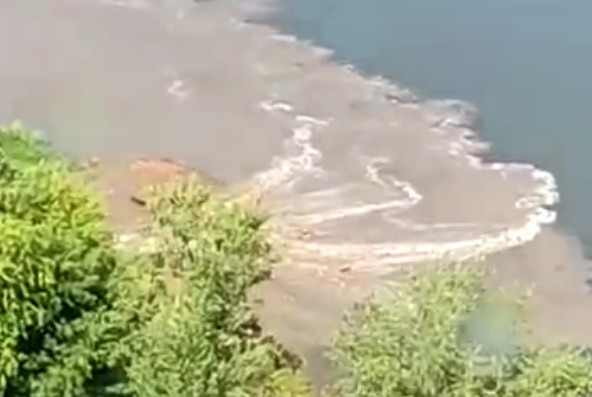 Кировчане обнаружили выброс стоков в Вятку