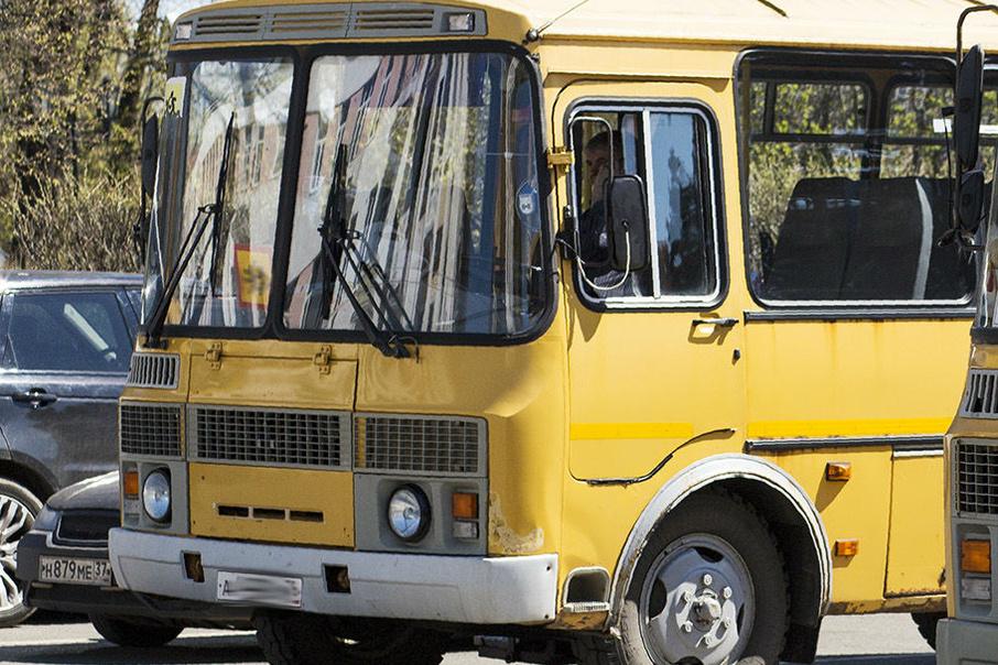 В Кирово-Чепецке водитель автобуса работал, не имея права управления транспортным средством