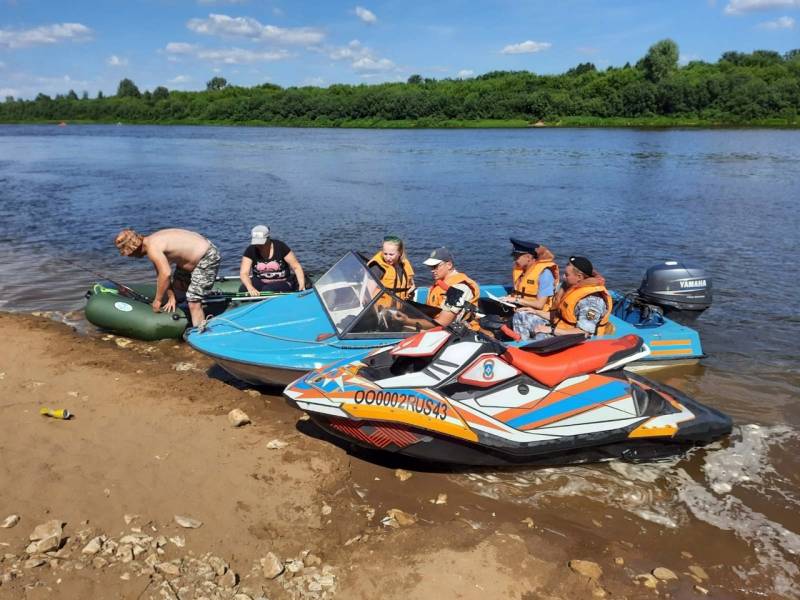 Кировские инспекторы проверили маломерные суда