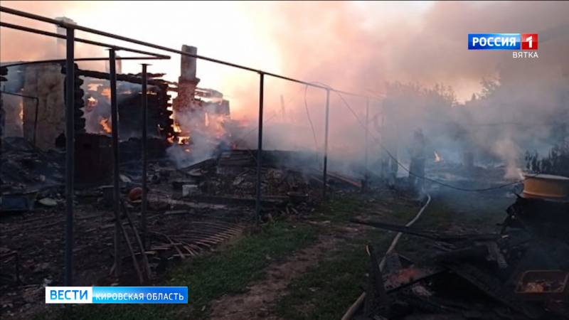 В Малмыже во время пожара погибли два человека