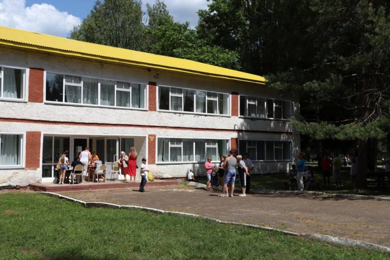 В детском лагере «Солнечный» устранили аварию на водопроводе.