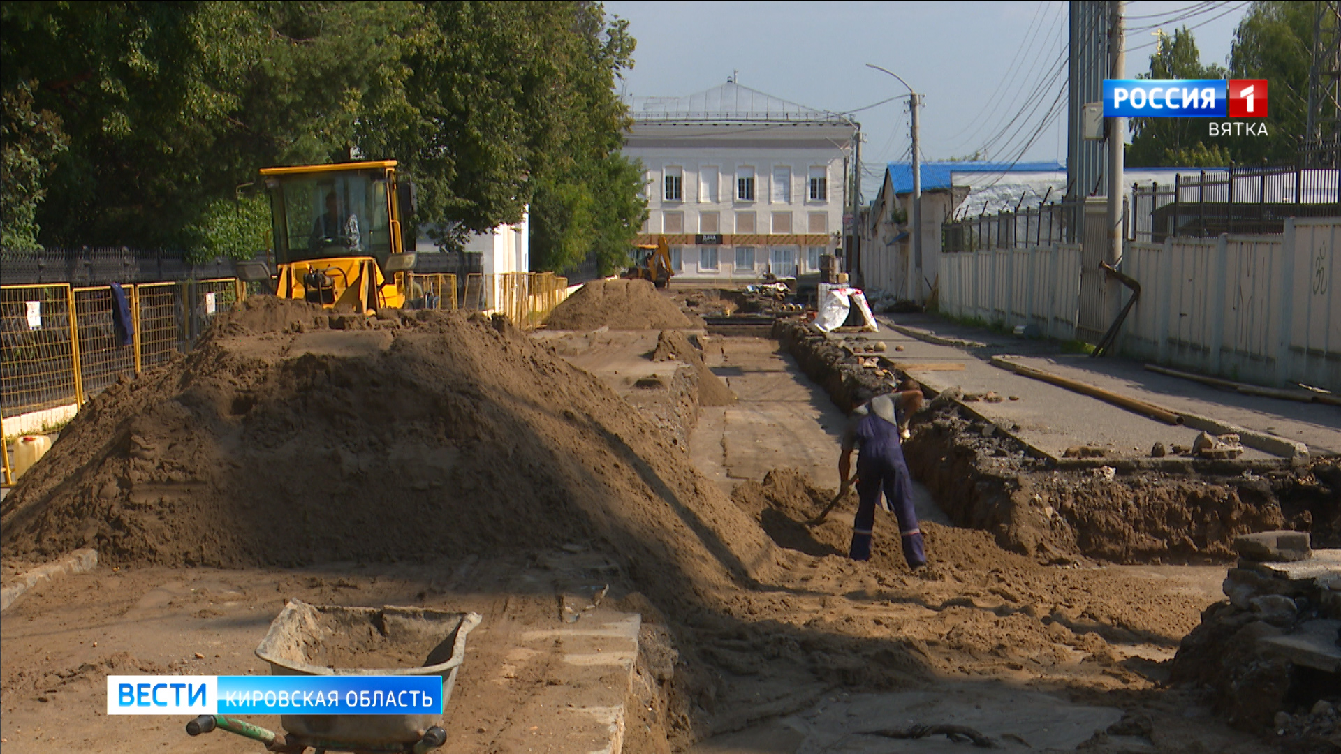 В связи с реконструкцией теплотрассы на Казанской водителей просят заранее планировать маршрут