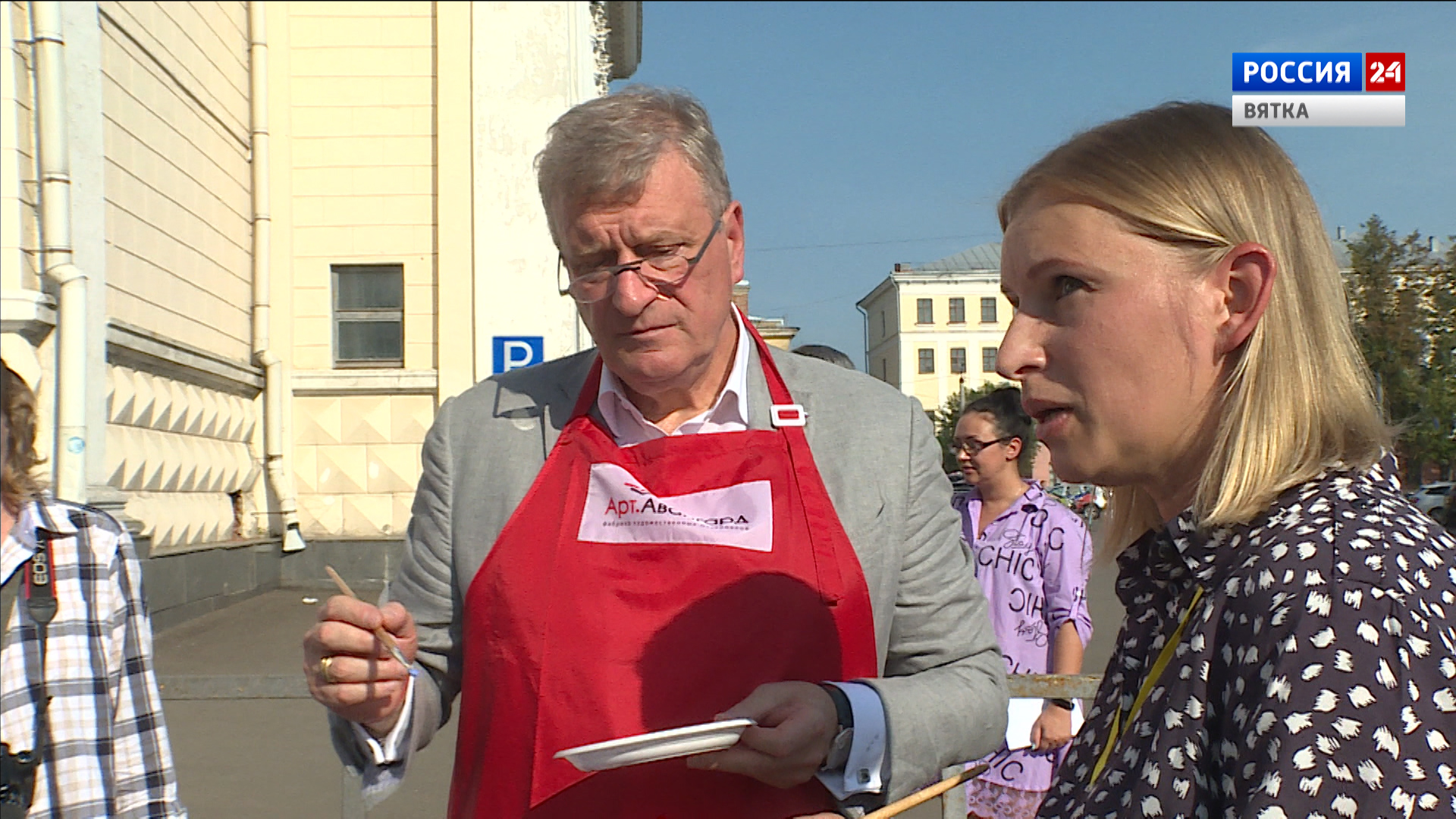 Губернатор Игорь Васильев принял участие в открытом уроке живописи