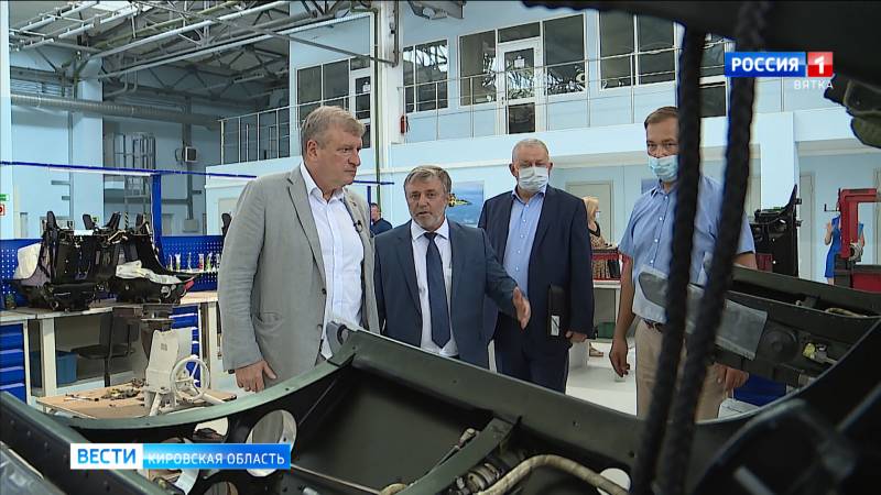 Игорь Васильев обсудил с руководством и коллективом завода «Авитек» планы по его развитию