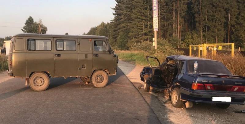 В Слободском районе два человека получили травмы в результате аварии