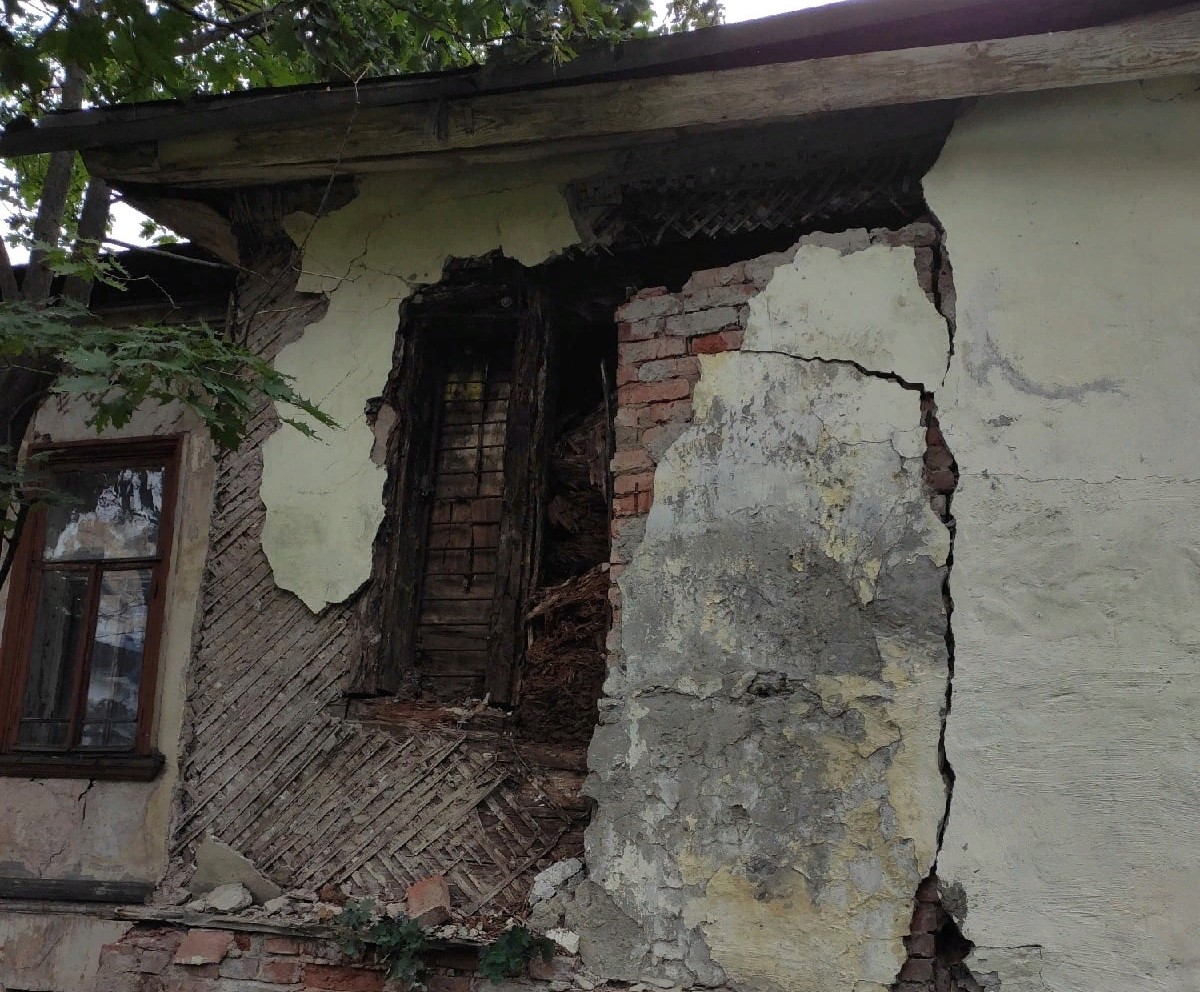 В Кирове рухнула стена дома архитектора Чарушина