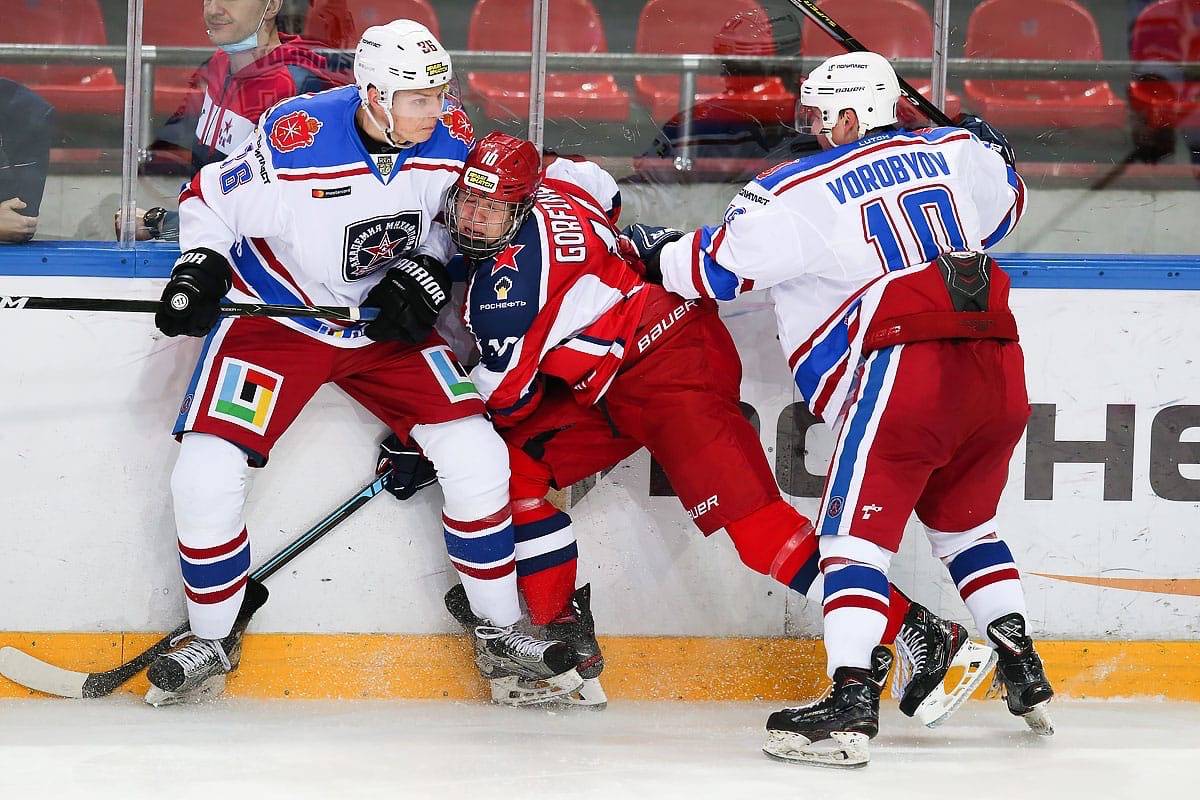 Кто есть кто в МХК «Олимпия»: нападающий Игнатий Смирнов