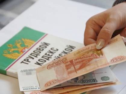 Орловский шахматный завод задолжал своим сотрудникам более 170 тысяч рублей