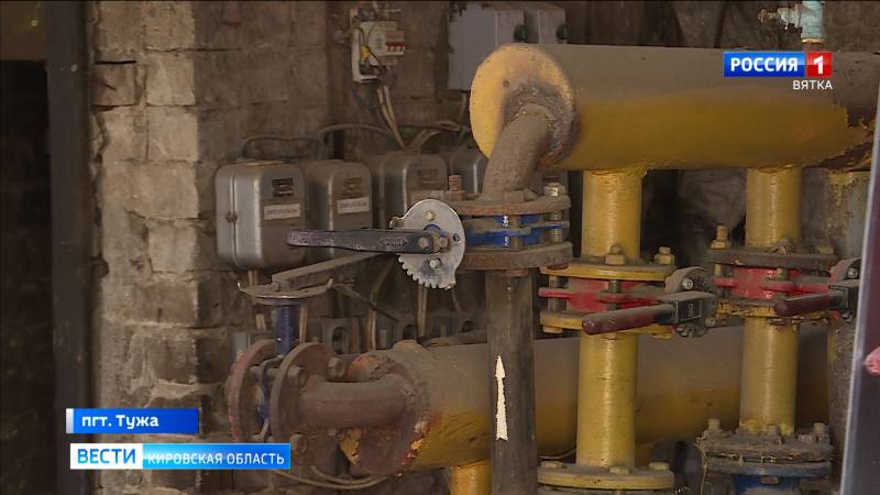 Поселку Тужа на подготовку к зимнему отопительному сезону выделили 3 миллиона рублей из регионального бюджета