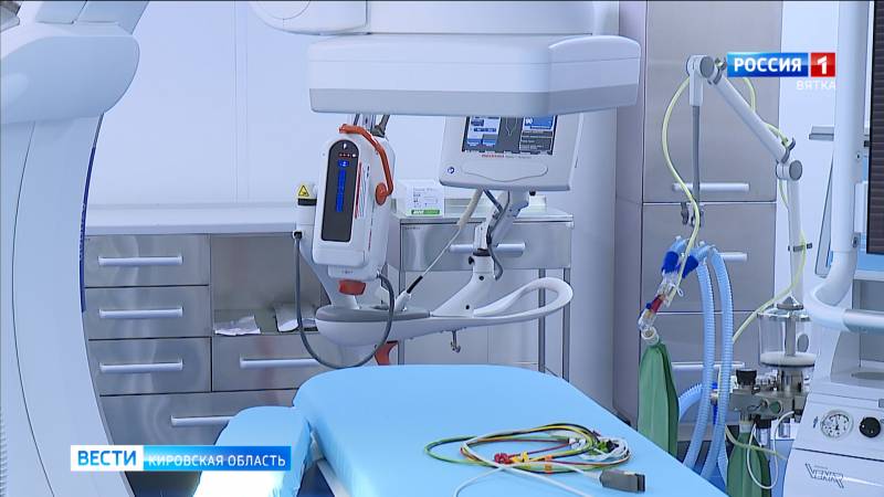 В Кировской областной больнице установили новый ангиографический комплекс
