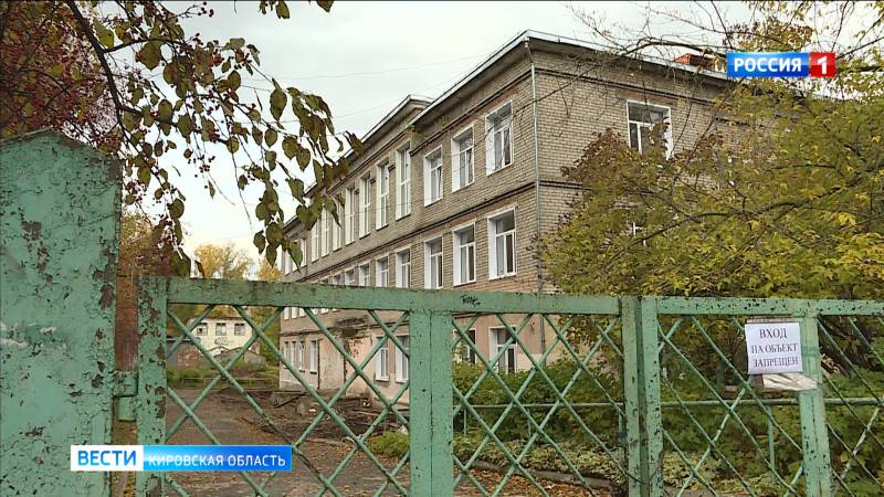В Кирово-Чепецке подрядчик сорвал сроки капитального ремонта средней школы № 7