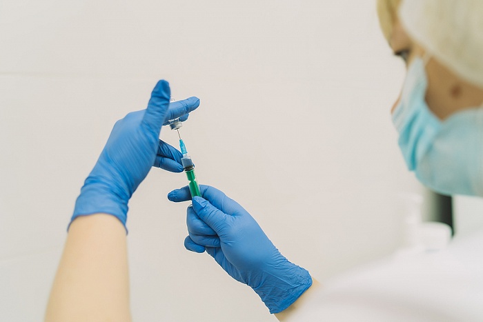 В Кировской области вводится обязательная вакцинация против COVID-19 для отдельных категорий граждан
