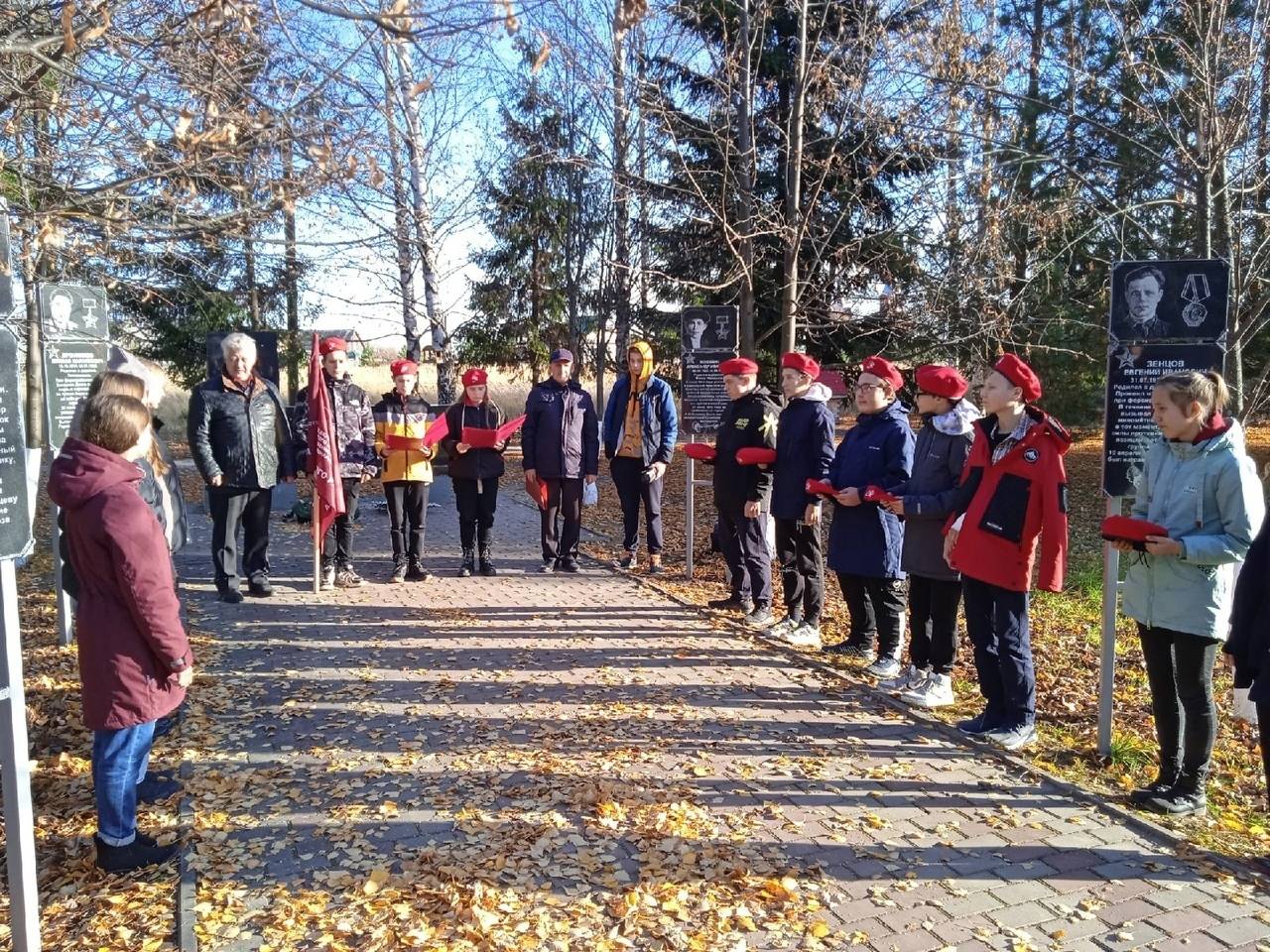 В Лебяжье юнармейцы почтили память Героя Советского Союза Михаила Бронникова
