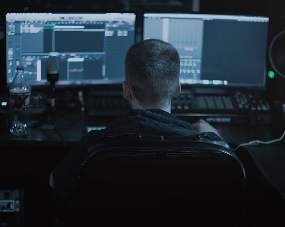 В Кировской области студентов колледжа похитила банда малолеток для обмана иностранцев