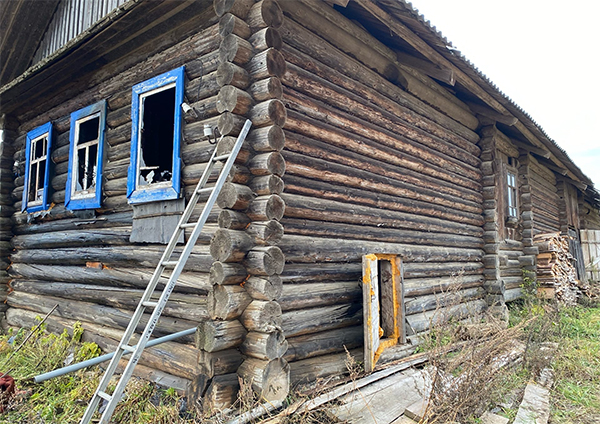 В Афанасьевском районе приехавший в отпуск пожарный предотвратил крупное ЧП