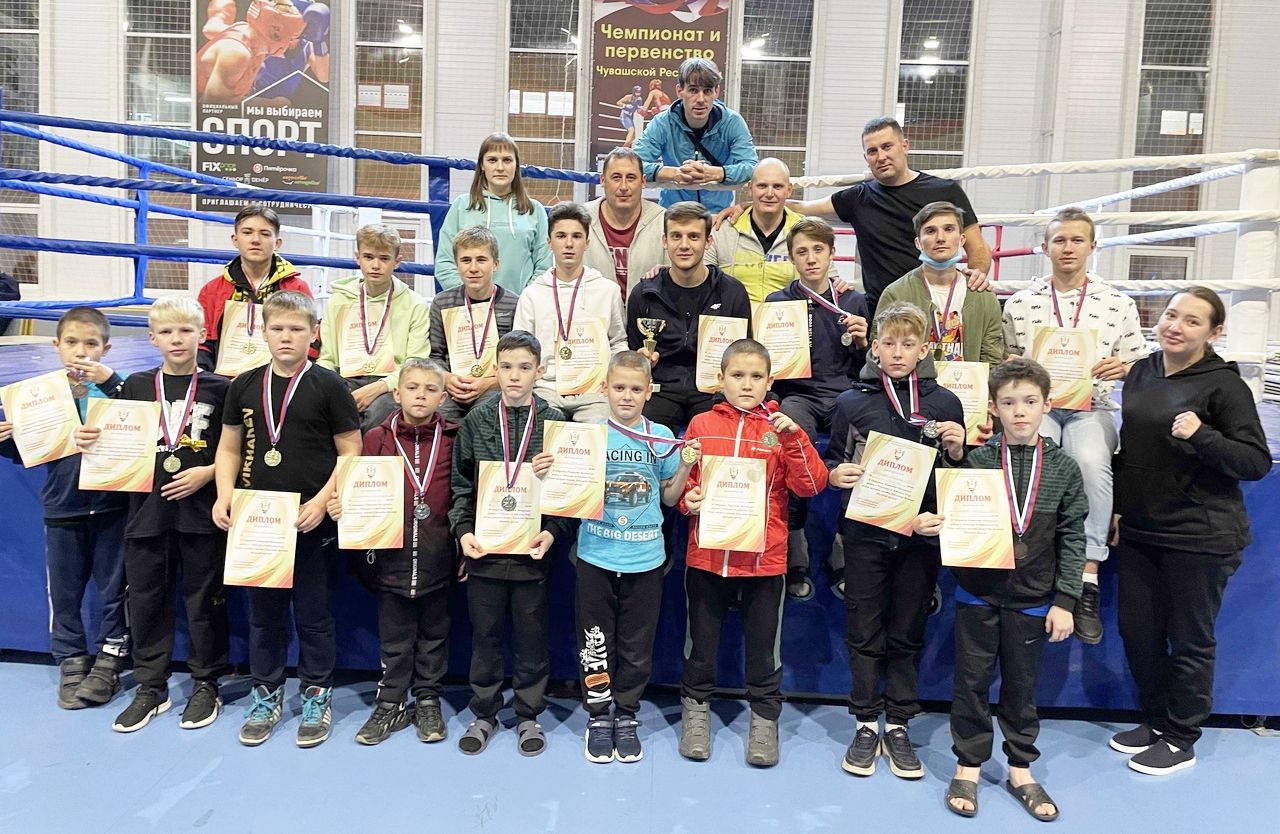 Сборная области по тайскому боксу успешно выступила в Чувашии
