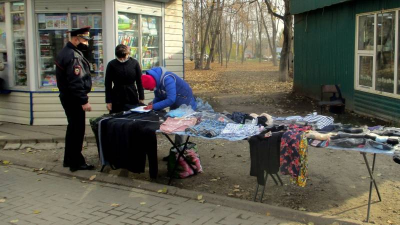 В Октябрьском районе Кирова выявили 5 точек несанкционированной торговли