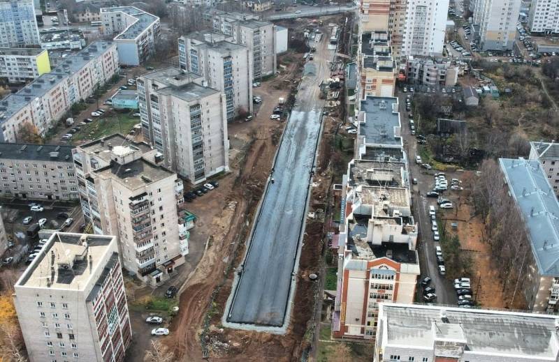 В Кировских социальных сетях появилось фото отремонтированного участка дороги на улице Сурикова