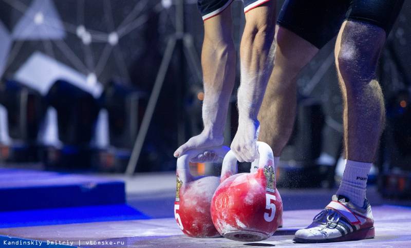 Кировские гиревики выступят на мировых чемпионате и первенстве