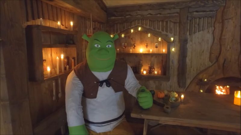 В Советске в домике Шрека поселился зеленый огр