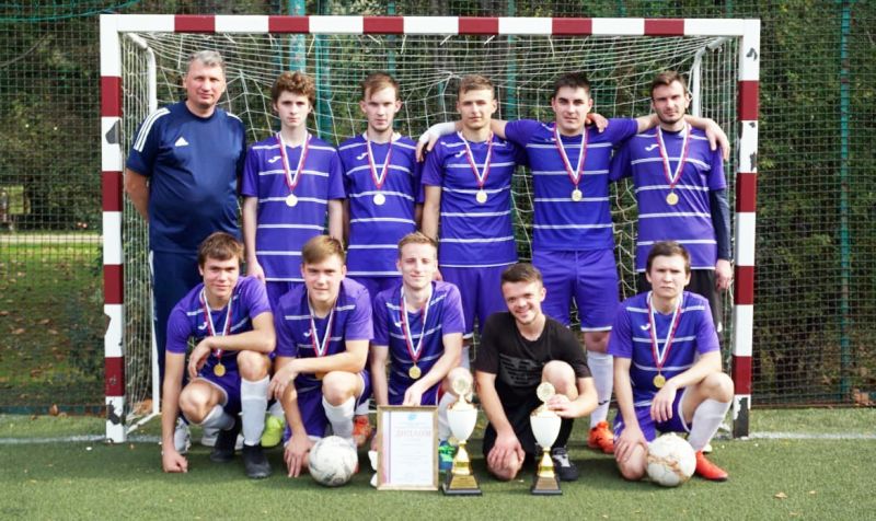 Кировские футболисты одержали победу на всероссийских стартах