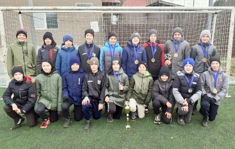 Юные кировские футболисты блеснули мастерством на межрегиональных стартах