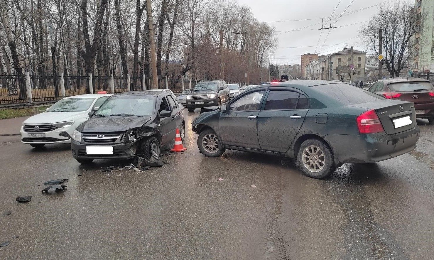 В Кирове в ДТП на улице Комсомольской пострадала девочка-подросток