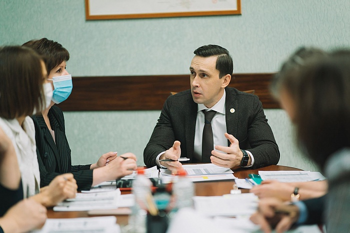 В Кировской области пересмотрят целевой показатель зарплаты педагогов