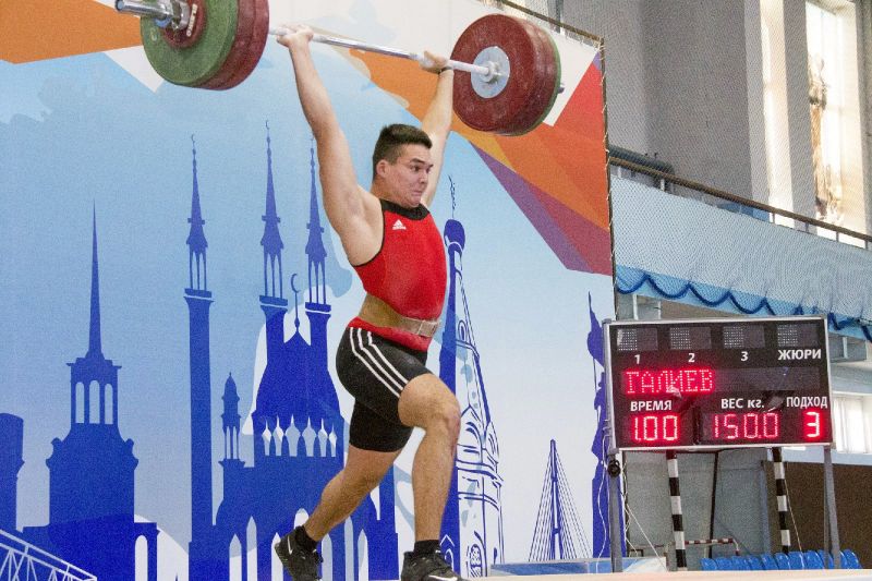 Кировский штангист выступил на юниорском первенстве России