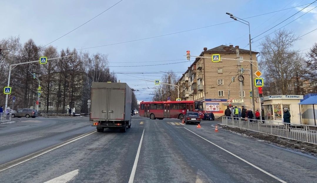 В Кирове сбили 80-летнюю пенсионерку на пешеходном переходе