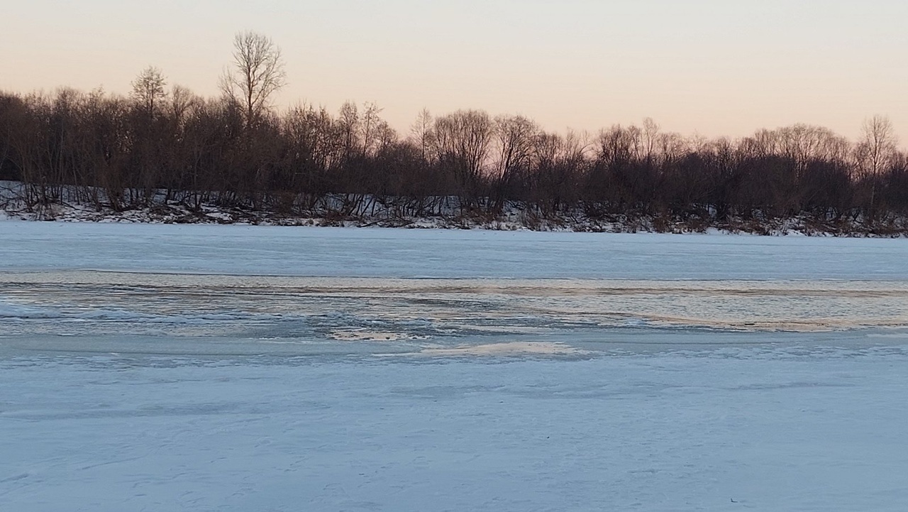 В Кировской области сотрудник полиции спас тонущего мальчика