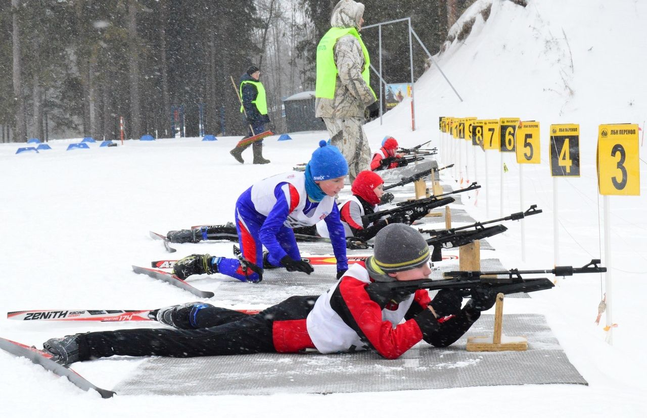 кирово-чепецк лыжно-биатлонный комплекс. лыжно-биатлонный комплекс перекоп кирово-чепецк. кирово чепецк биатлонный. перекоп кирово-чепецк биатлон. лыжный комплекс перекоп.