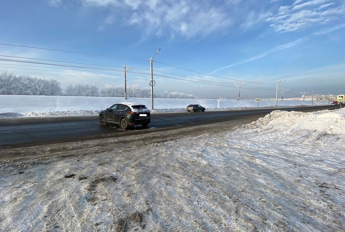 В пригороде Кирова «Мазда» столкнулась с ВАЗом, пострадала девушка-пассажир