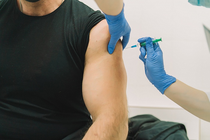 В Кировской области Роспотребнадзор начал проверять, как исполняется постановление о вакцинации