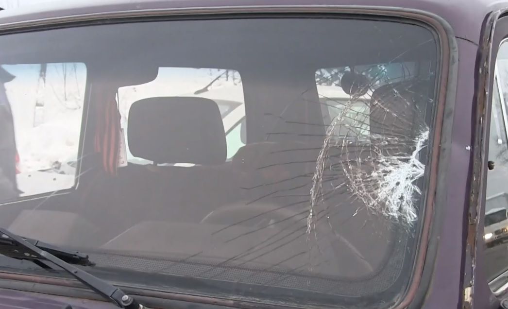 В Кирове на улице Павла Корчагина водитель «Нивы» сбил мужчину на пешеходном переходе