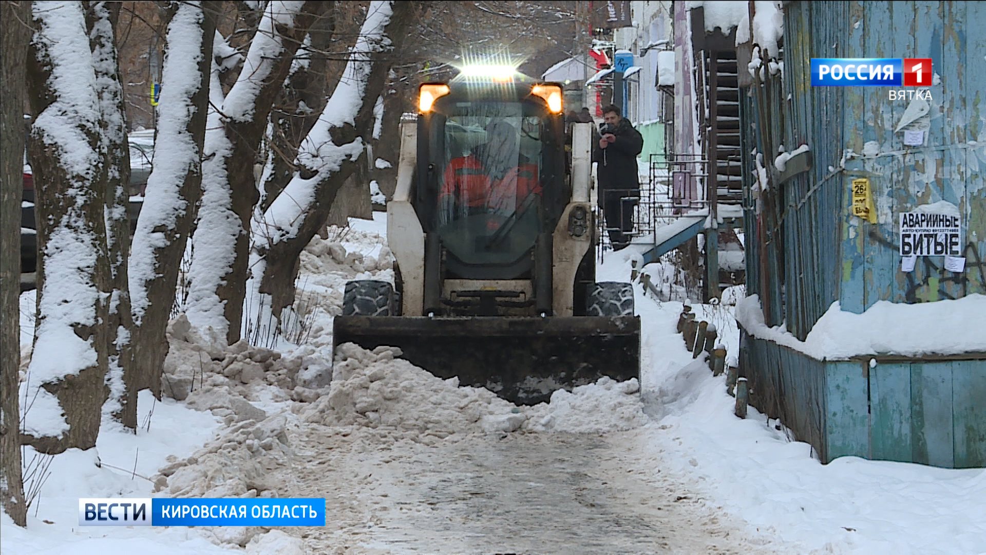 Кировчане пожаловались губернатору на некачественную уборку дорог от снега