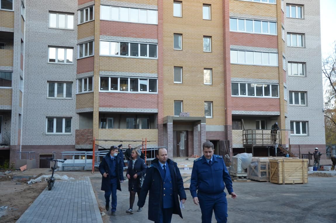 В Кирове после вмешательства прокуратуры достроен проблемный дом на Гороховской, 81