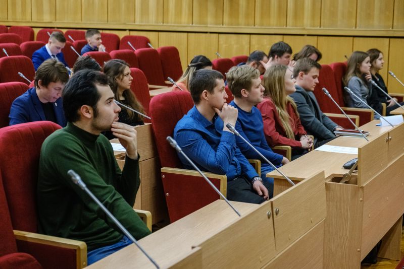 В Кирове стартовал прием заявок в состав Молодежного парламента Кировской области