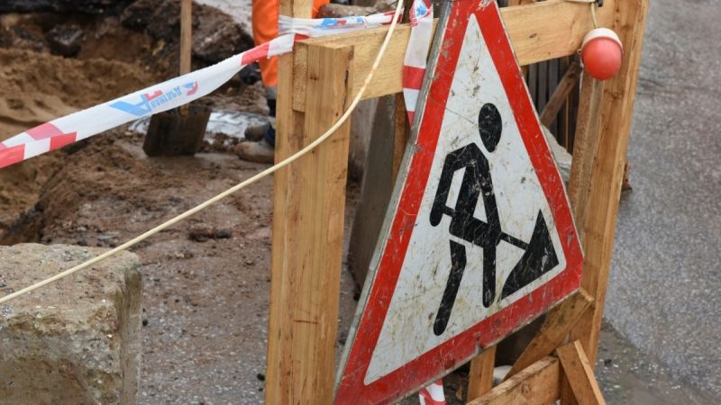 В Кирове на пересечении улиц Казанской и Горбачева ограничили движение автотранспорта