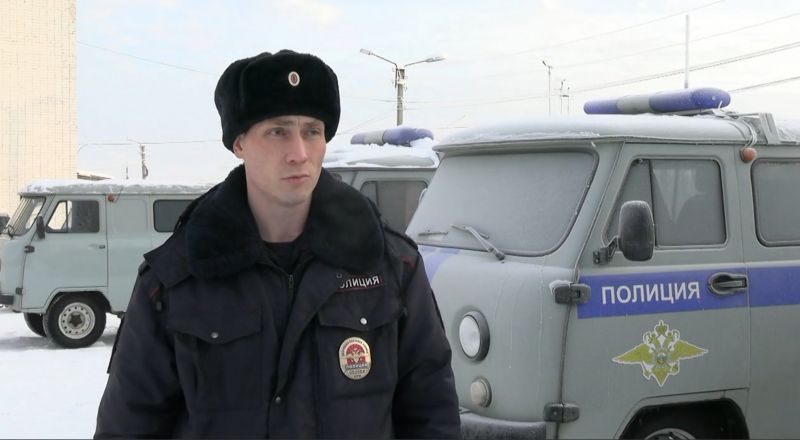 В Кирове полицейский на улице встретил подозреваемого в краже 80 картин