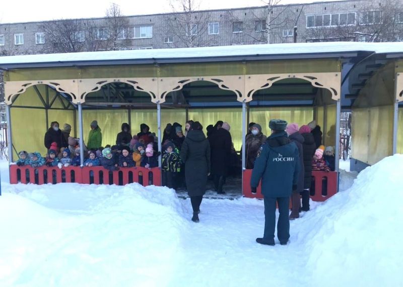 В Омутнинске из детского сада эвакуировали воспитанников