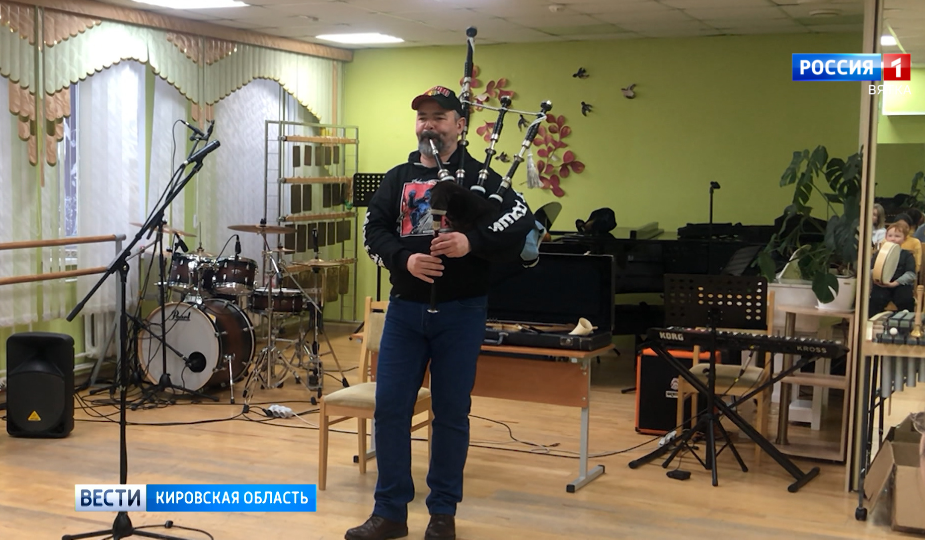 Юные кировчане услышали голоса необычных духовых инструментов