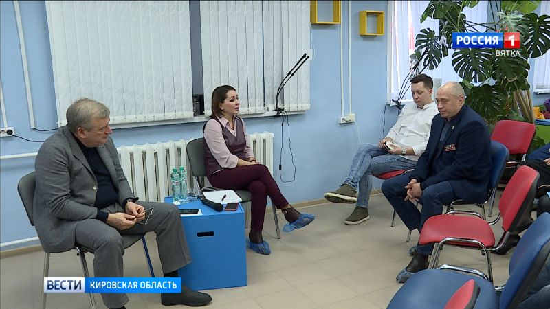 Игорь Васильев провел встречу с представителями НКО, получившими президентские гранты