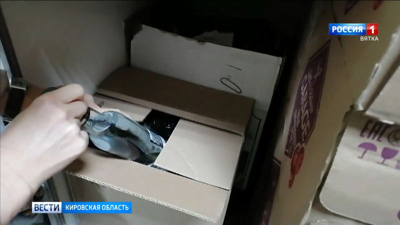 В Кирове полицейские выявили 7 нарушений в сфере продажи алкоголя