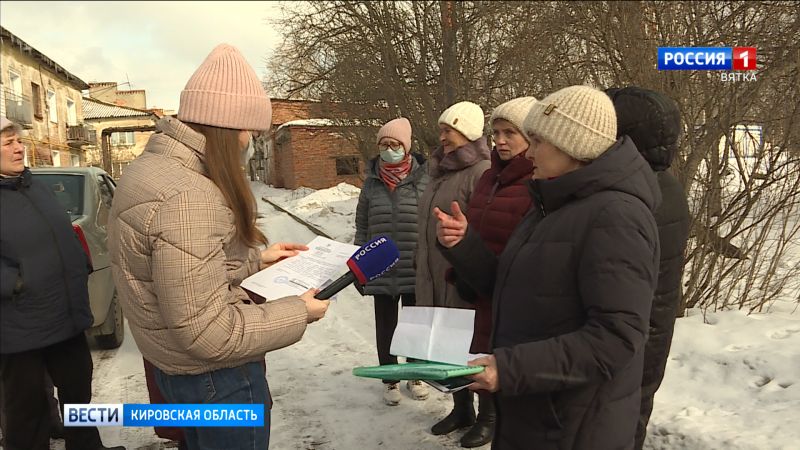 В Большой Субботихе канализационные стоки угрожают нормальной жизни местных жителей