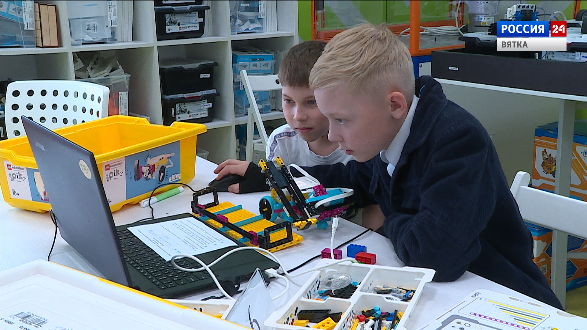 В Кировском Кванториуме прошел областной конкурс по робототехнике