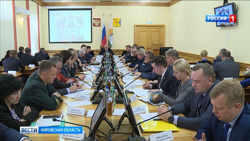 Врио губернатора Александр Соколов провел очередное совещание в правительстве области