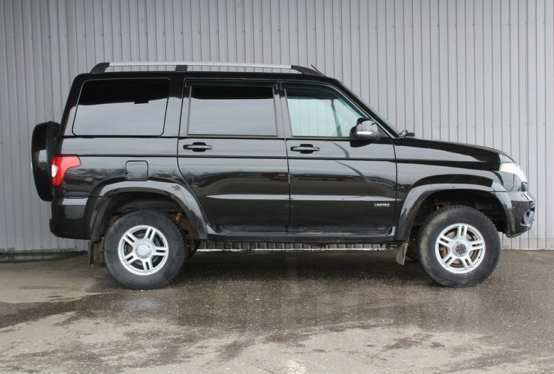 В России возможно появится электрическая модификация внедорожника УАЗ Патриот