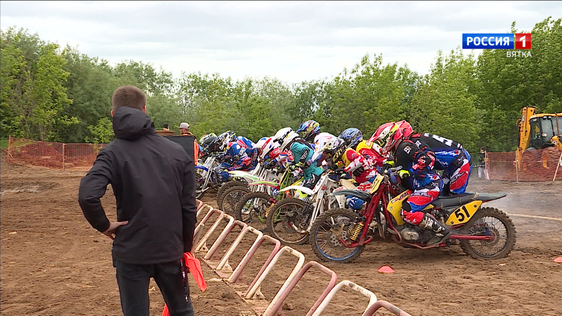 В Кирове состоялся этап Чемпионата России по мотокроссу на мотоциклах с колясками